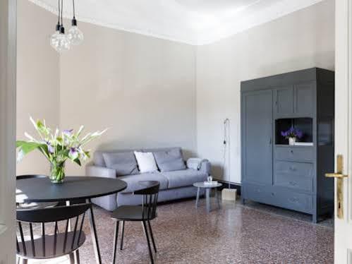 Garibaldi Suites Apartment Рим Екстериор снимка